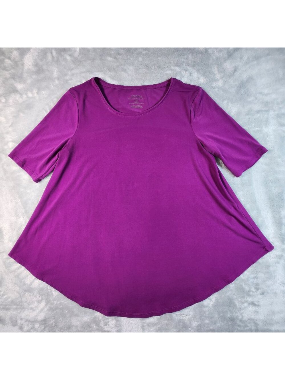 Chicos the Ultimate Tee 0 Purple Liquid Knit Slinky Round Hem Resort Beach Cruis